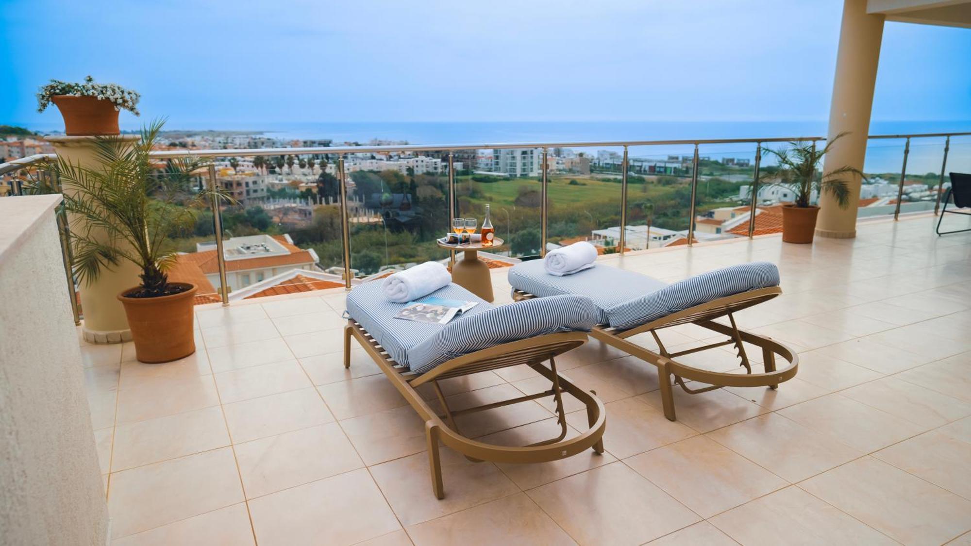 Hotel Wellclub - Wellness Family Experience - Seaview Paphos Exteriér fotografie
