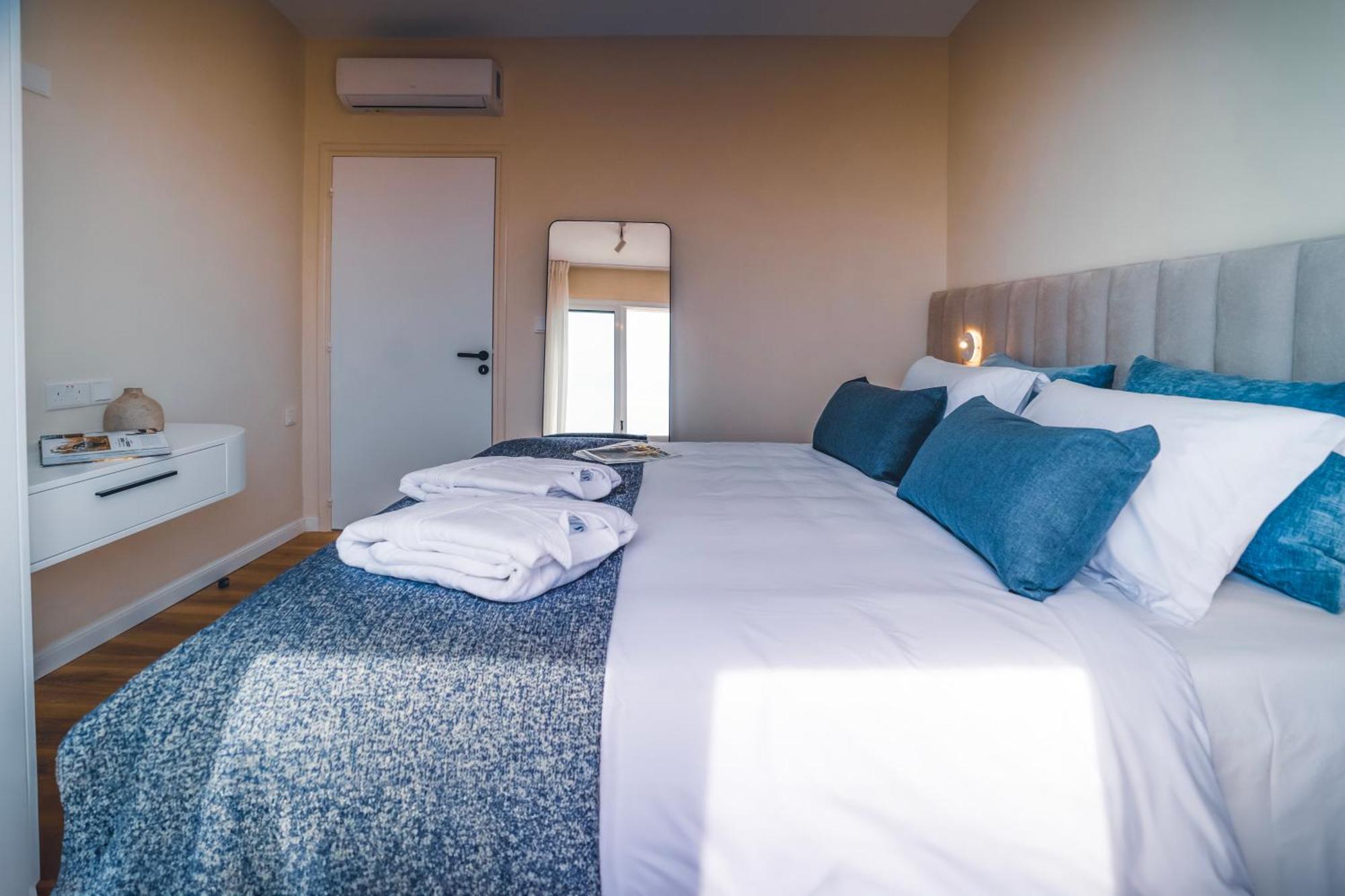 Hotel Wellclub - Wellness Family Experience - Seaview Paphos Exteriér fotografie