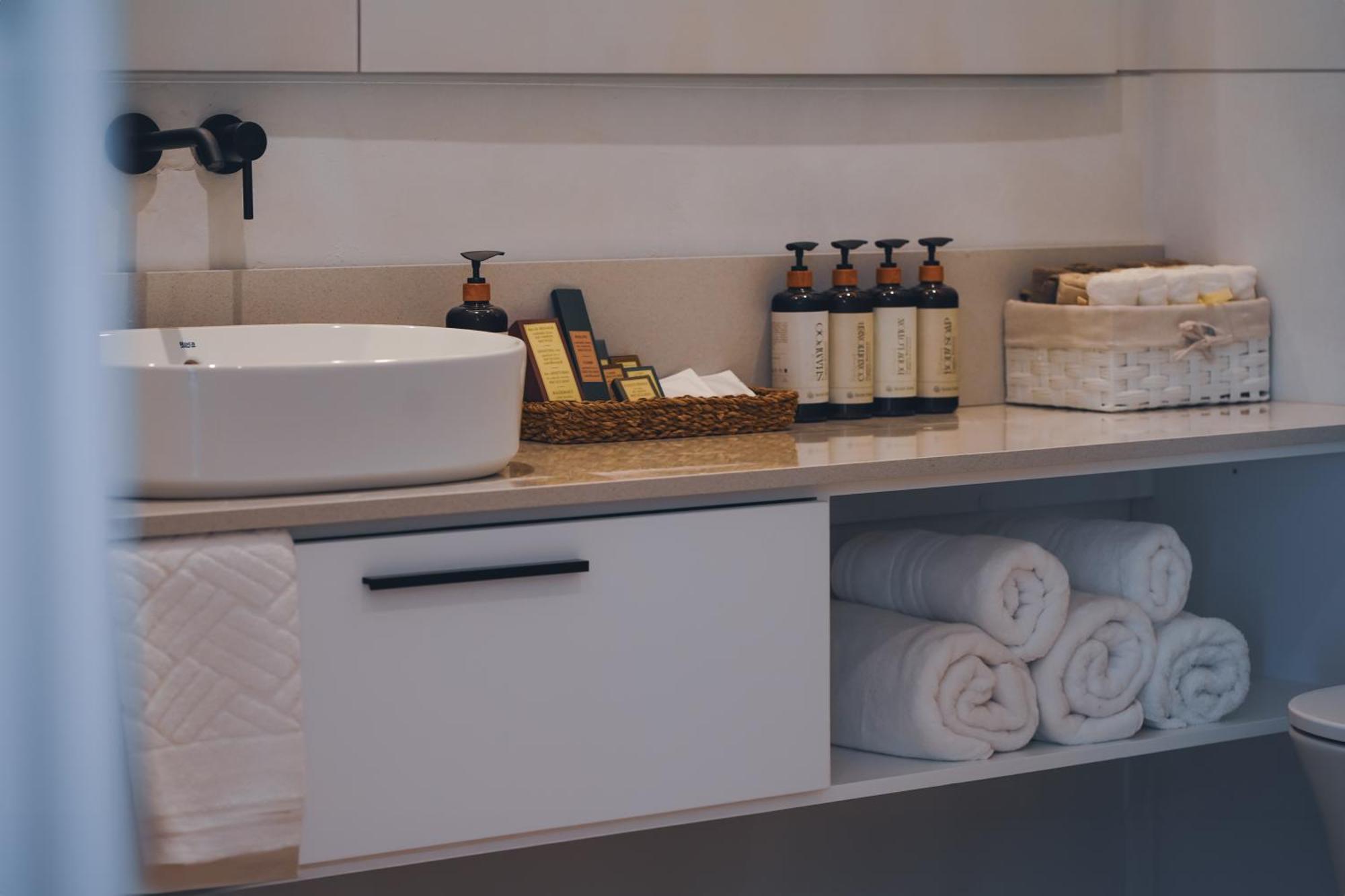 Hotel Wellclub - Wellness Family Experience - Seaview Paphos Exteriér fotografie