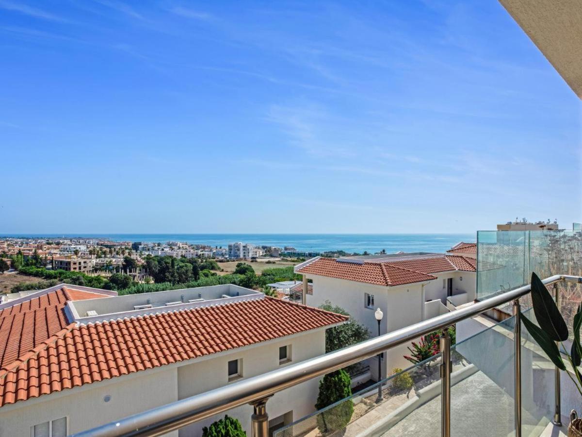 Hotel Wellclub - Wellness Family Experience - Seaview Paphos Exteriér fotografie
