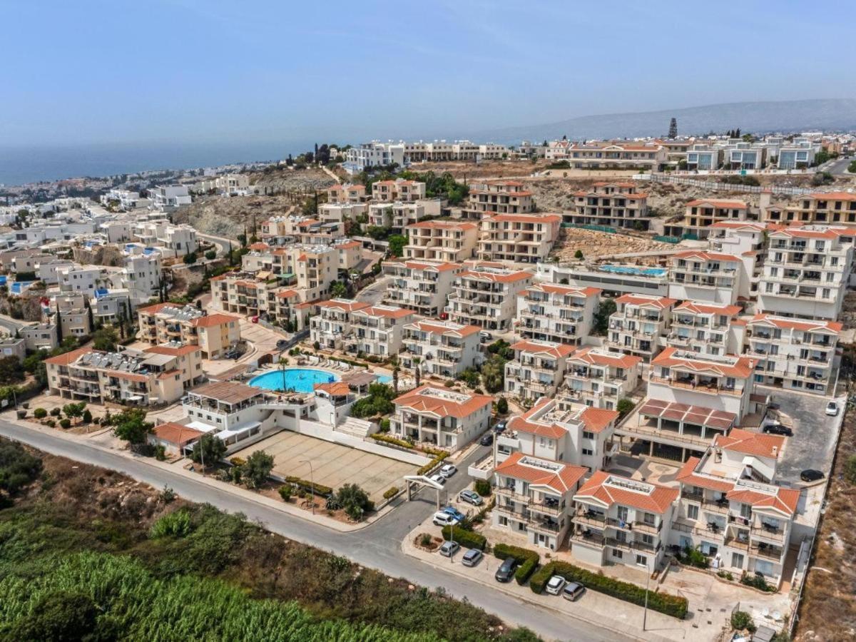 Hotel Wellclub - Wellness Family Experience - Seaview Paphos Exteriér fotografie