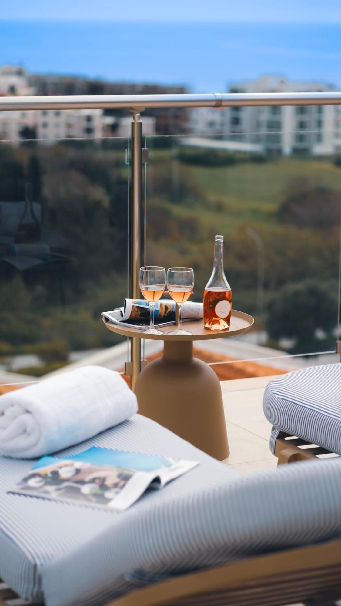 Hotel Wellclub - Wellness Family Experience - Seaview Paphos Exteriér fotografie