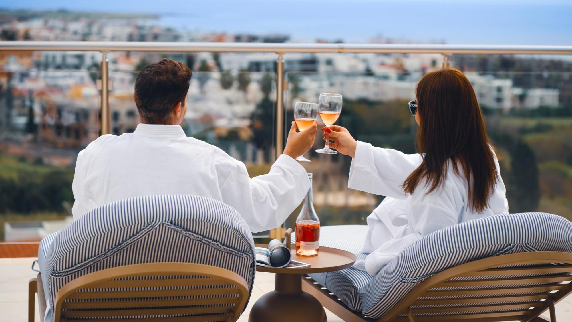 Hotel Wellclub - Wellness Family Experience - Seaview Paphos Exteriér fotografie